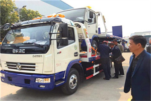 浦东新汽车道路救援拖车价格